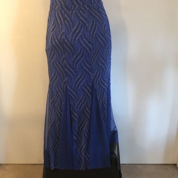 🥂Party designed Party Gown. A Candalite Design with Fun in Mind. Sz L - Picture 7 of 10